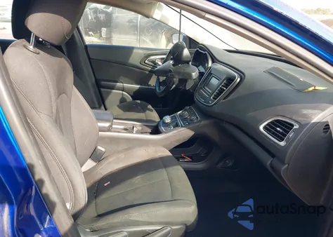 2015 Chrysler 200 Limited из США, поврежденный, VIN 1C3CCCAB3FN758694